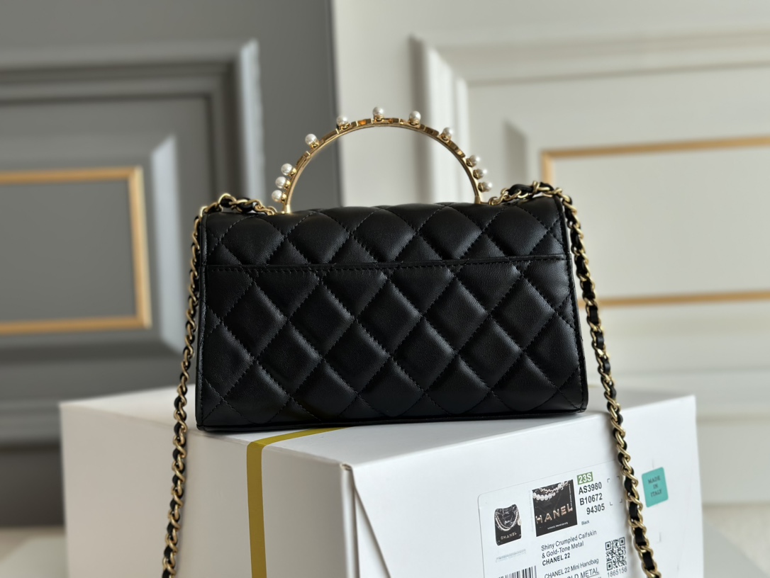 23B Mini Flap Bag with Pearl Handle in Black Quilted Lambskin with Gold-Tone Hardware (Model AS3980) - Mocuir