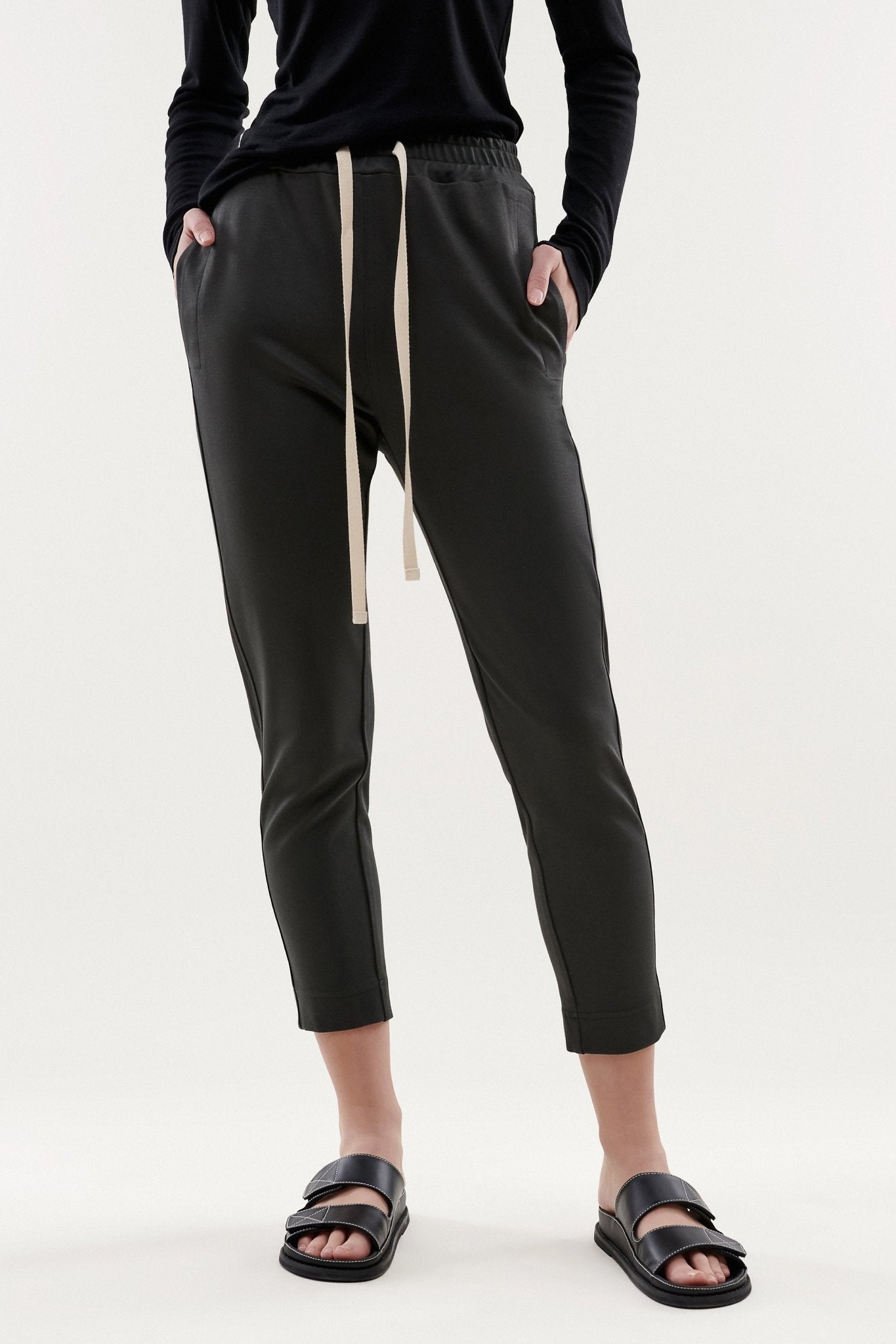 Winter-Ready Office Trousers‌