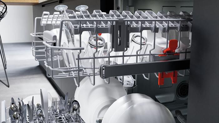 HOTPOINT ARISTON - Lavastoviglie HIC 3C34 Classe D 14 coperti