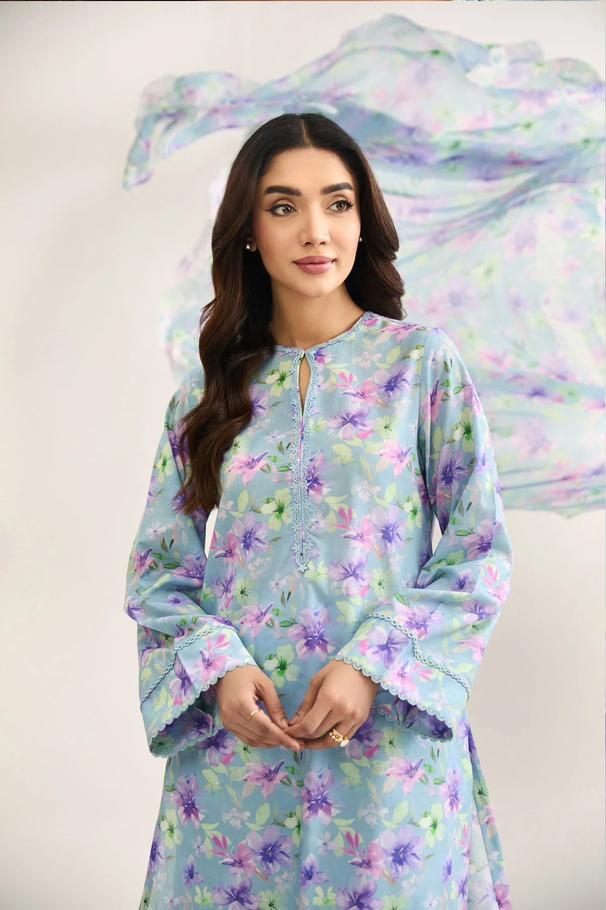LAWN | EMBROIDERED
