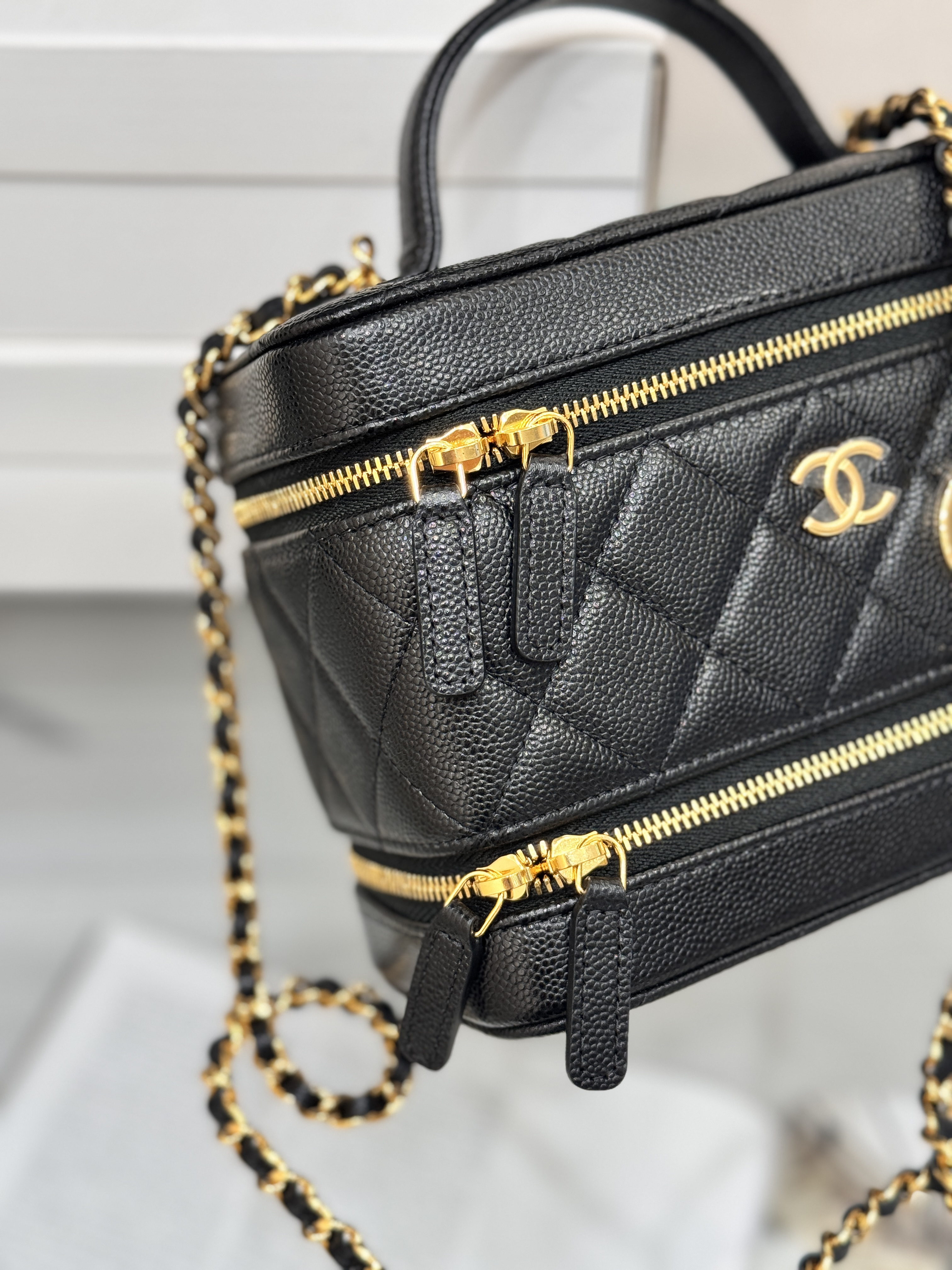 Double Layer Vanity Case - Mocuir