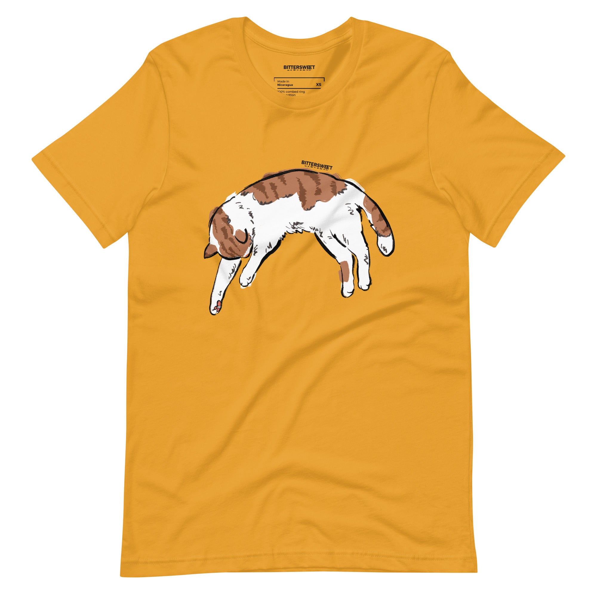 Sleepy day cat graphic T-shirt