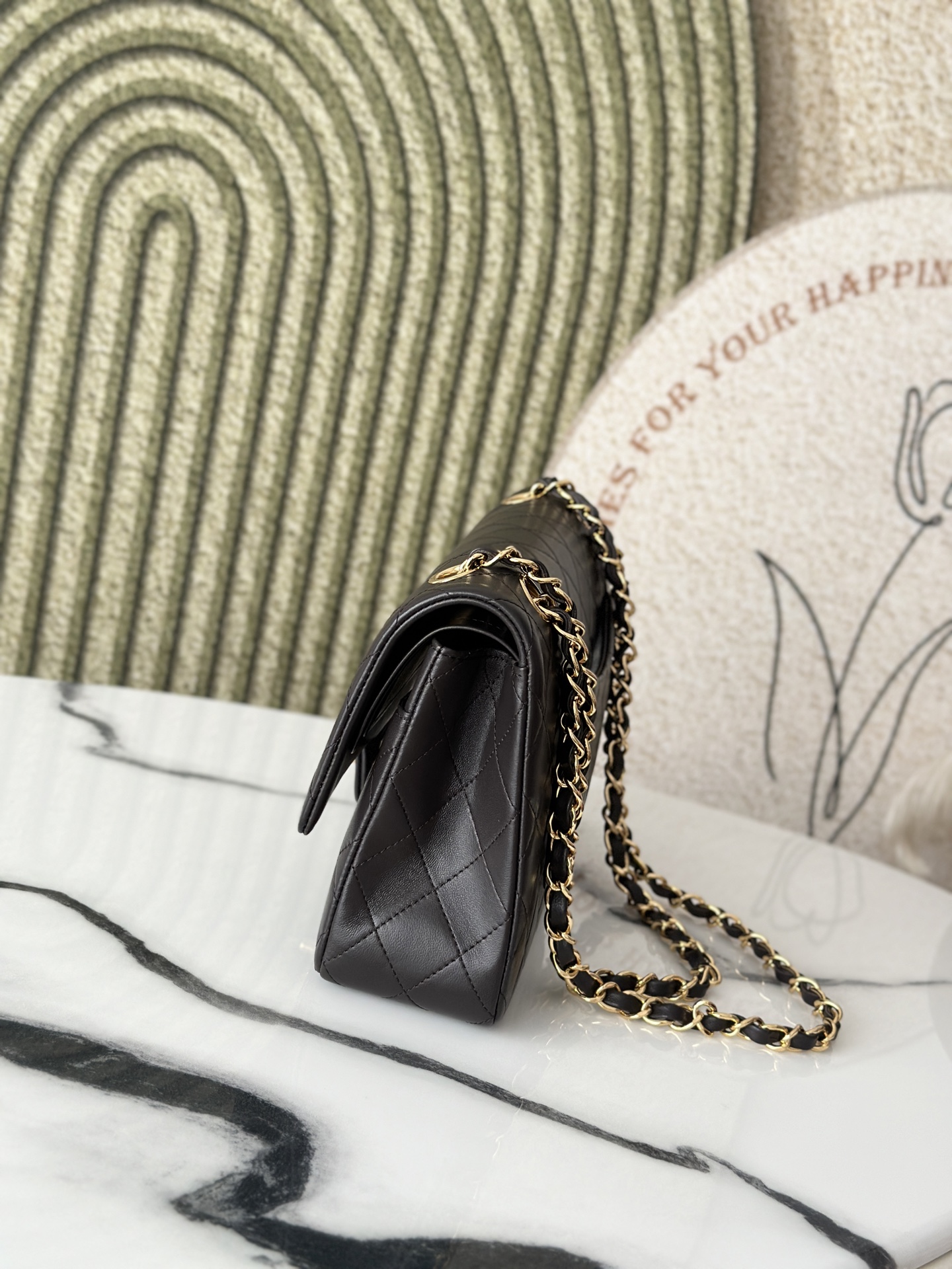 Classic Double Flap Quilted Lambskin Shoulder Bag in Black (Gold Hardware) - Mocuir