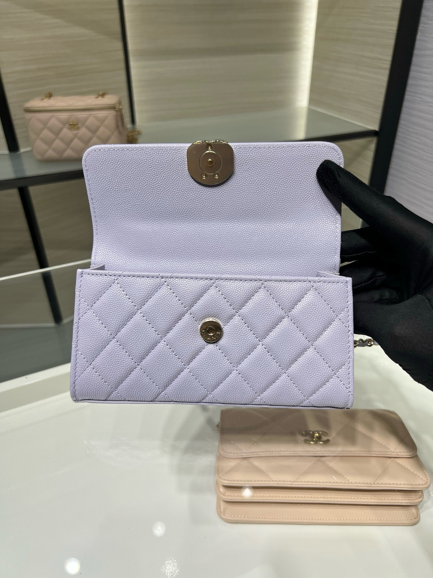 26S Spring-Summer Collection AP3238 Mini Top Handle Flap Bag in Purple Quilted Grained Calfskin (Caviar) with Gold-Tone Hardware - Mocuir