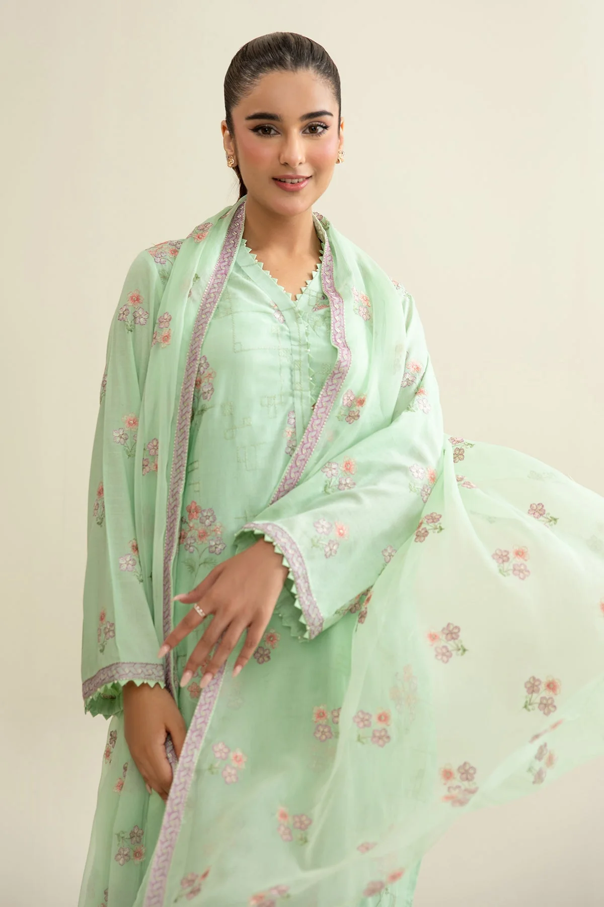 LAWN | EMBROIDERED