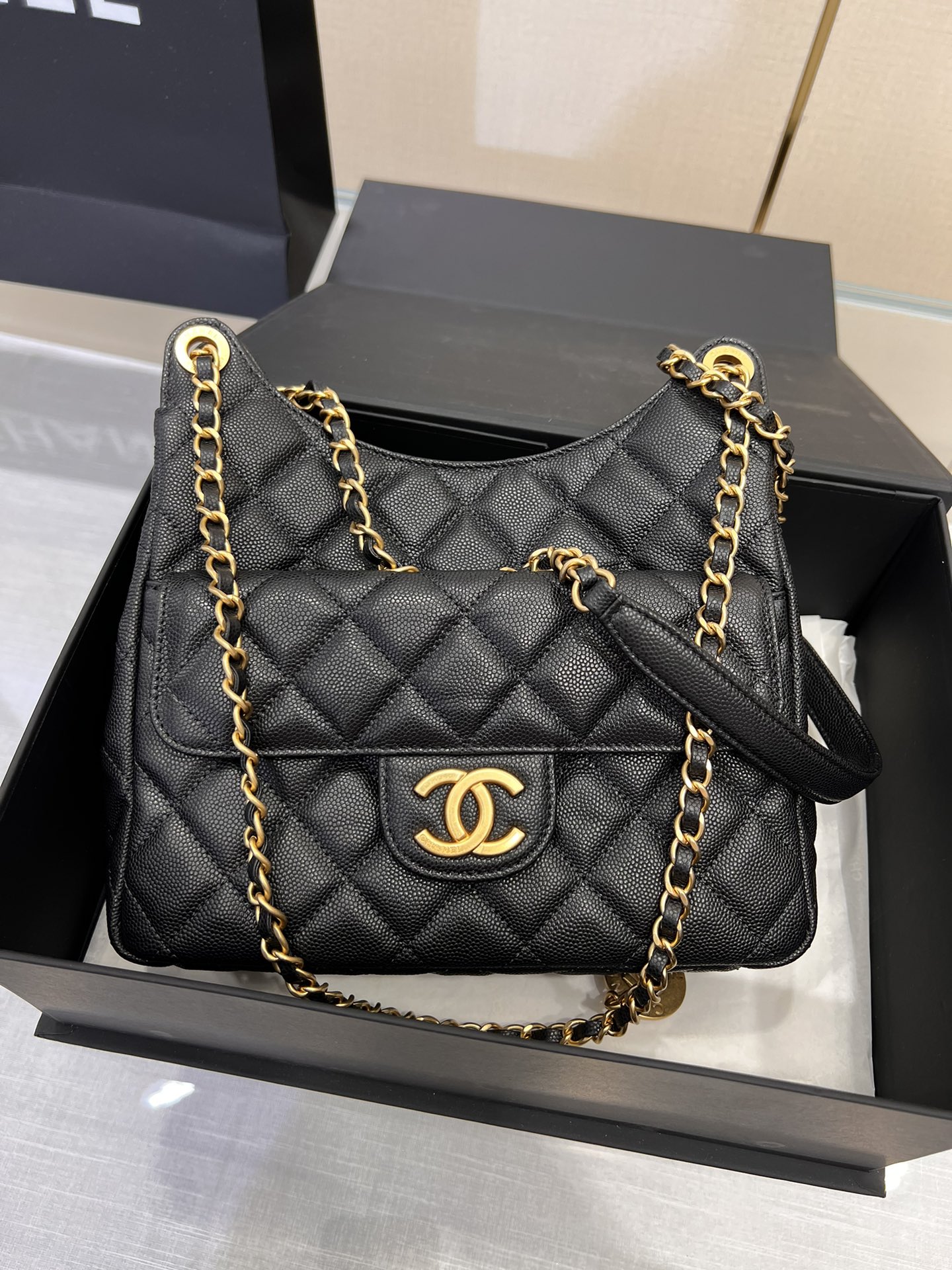 Small Hobo Shoulder Bag - Mocuir