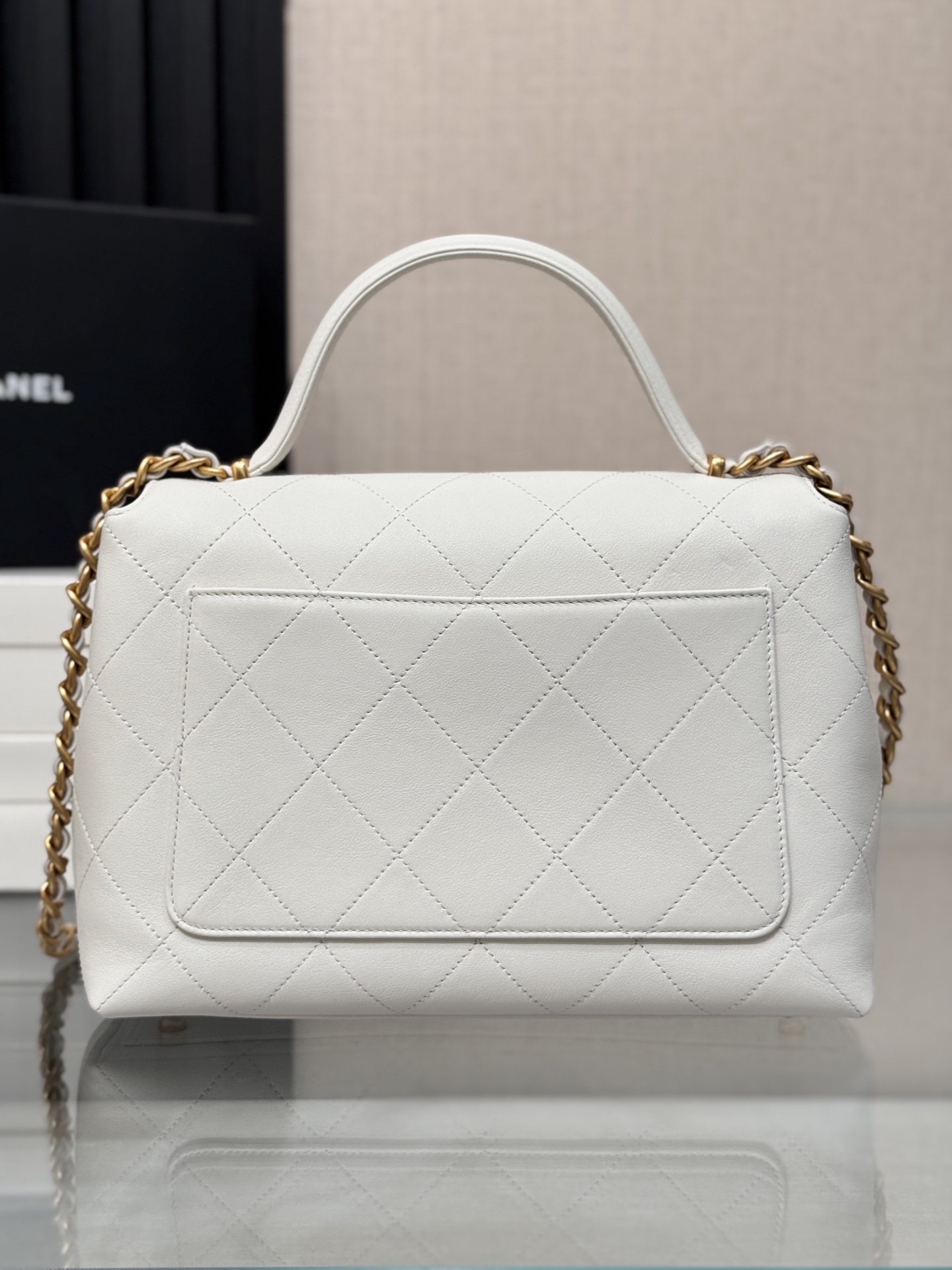 Top Handle Flap Bag (AS5212) in White Shiny Lambskin with Gold-Tone Hardware, 25P Pre-Fall Collection - Mocuir