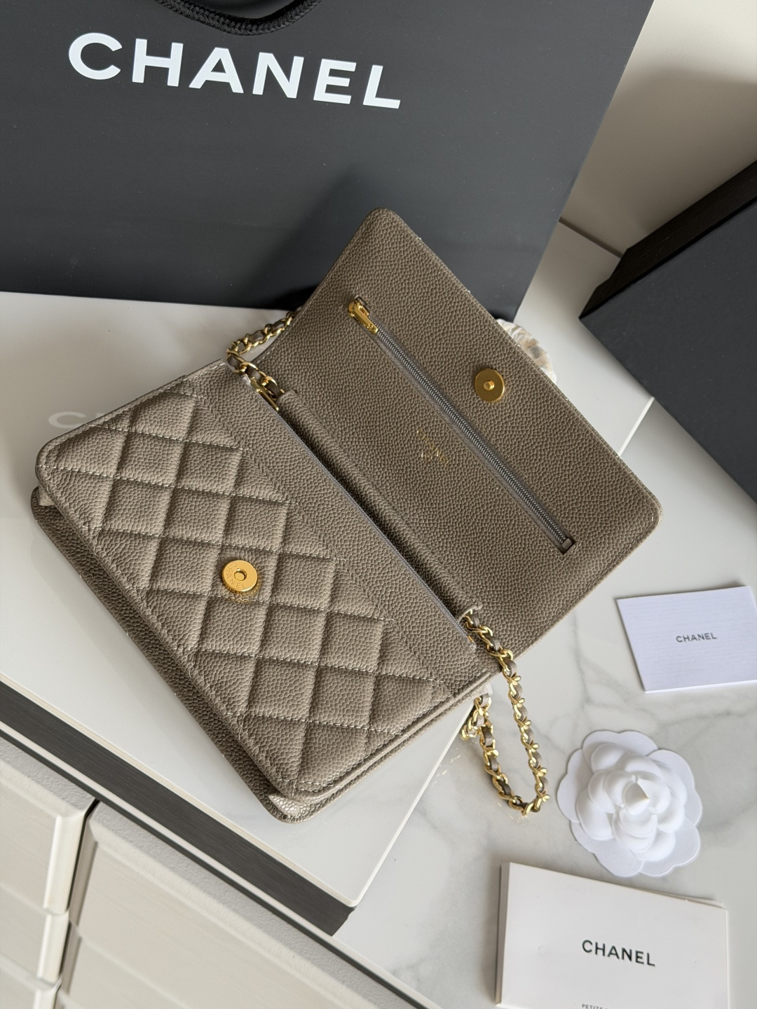 25C/26C Wallet On Chain（Oatmeal） - Mocuir