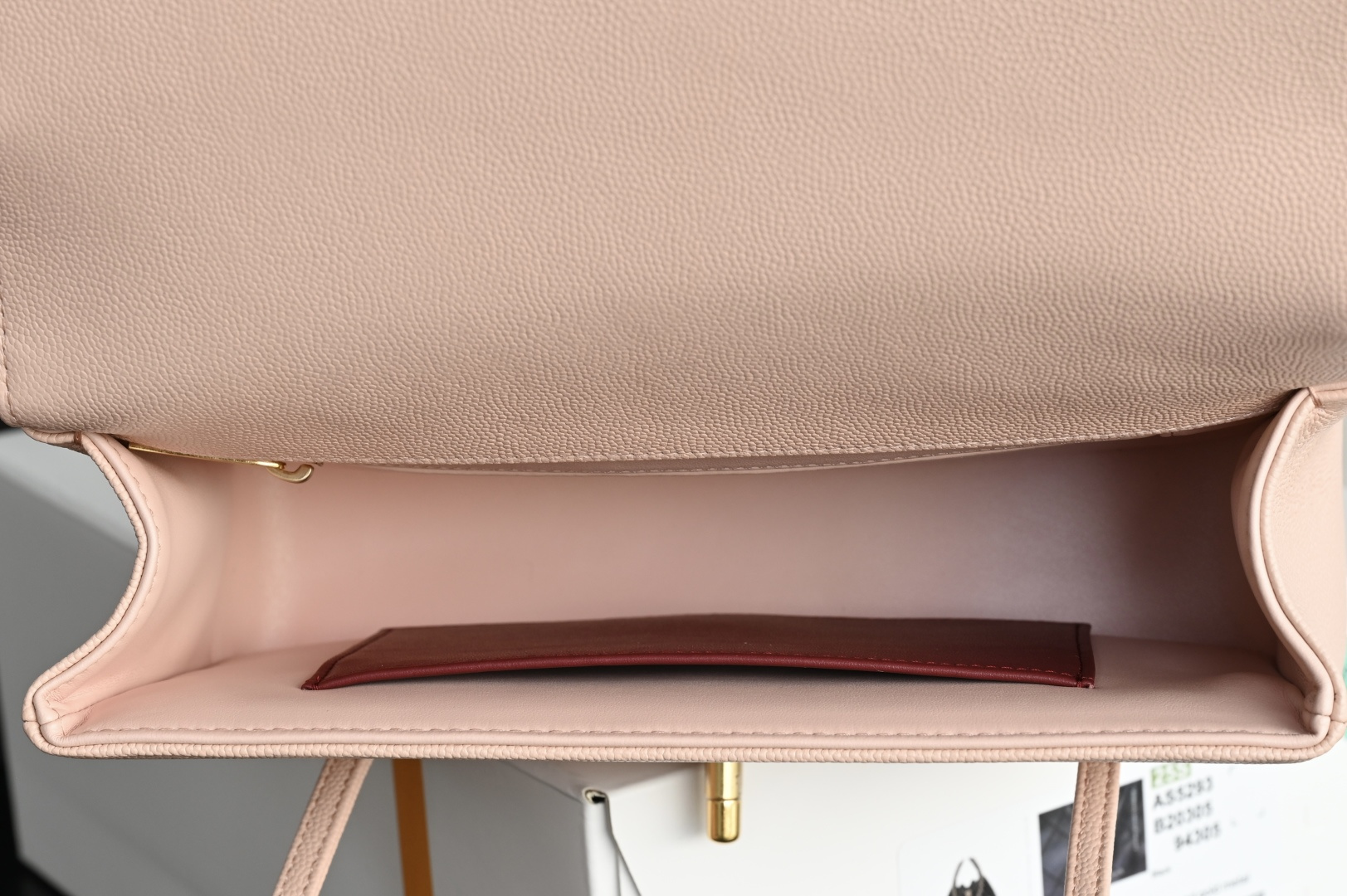 26P Preppy Coco Large Flap Bag in Light Pink Grained Shiny Calfskin with Gold-Tone Hardware - Mocuir