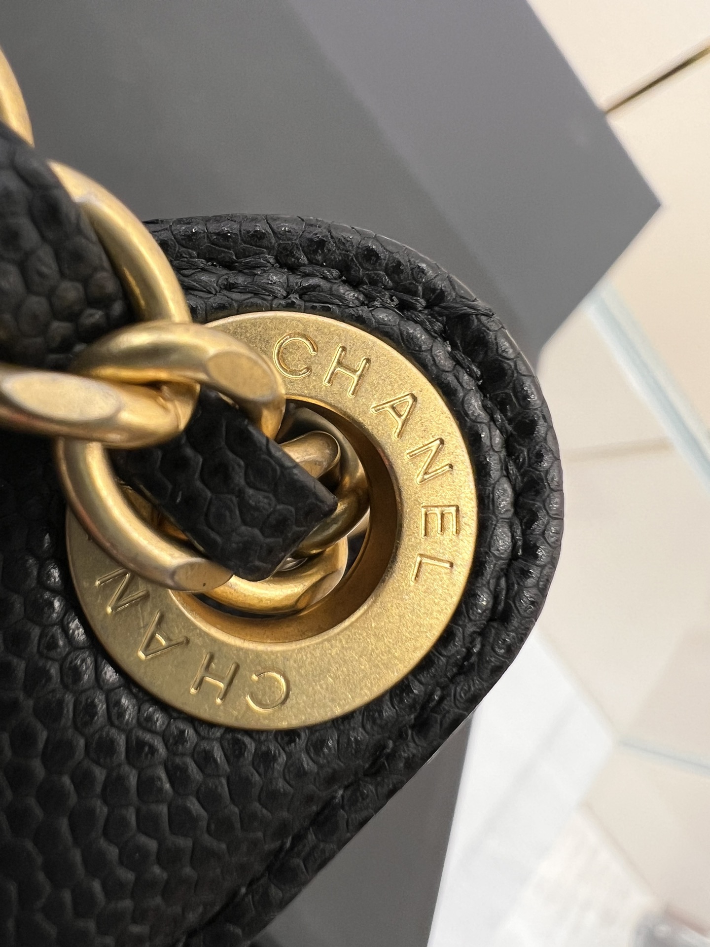 Small Hobo Shoulder Bag - Mocuir