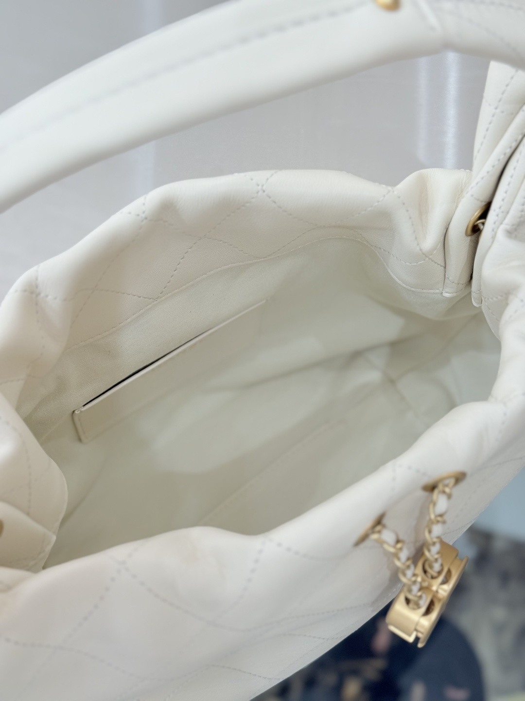 Medium Handbag - Mocuir