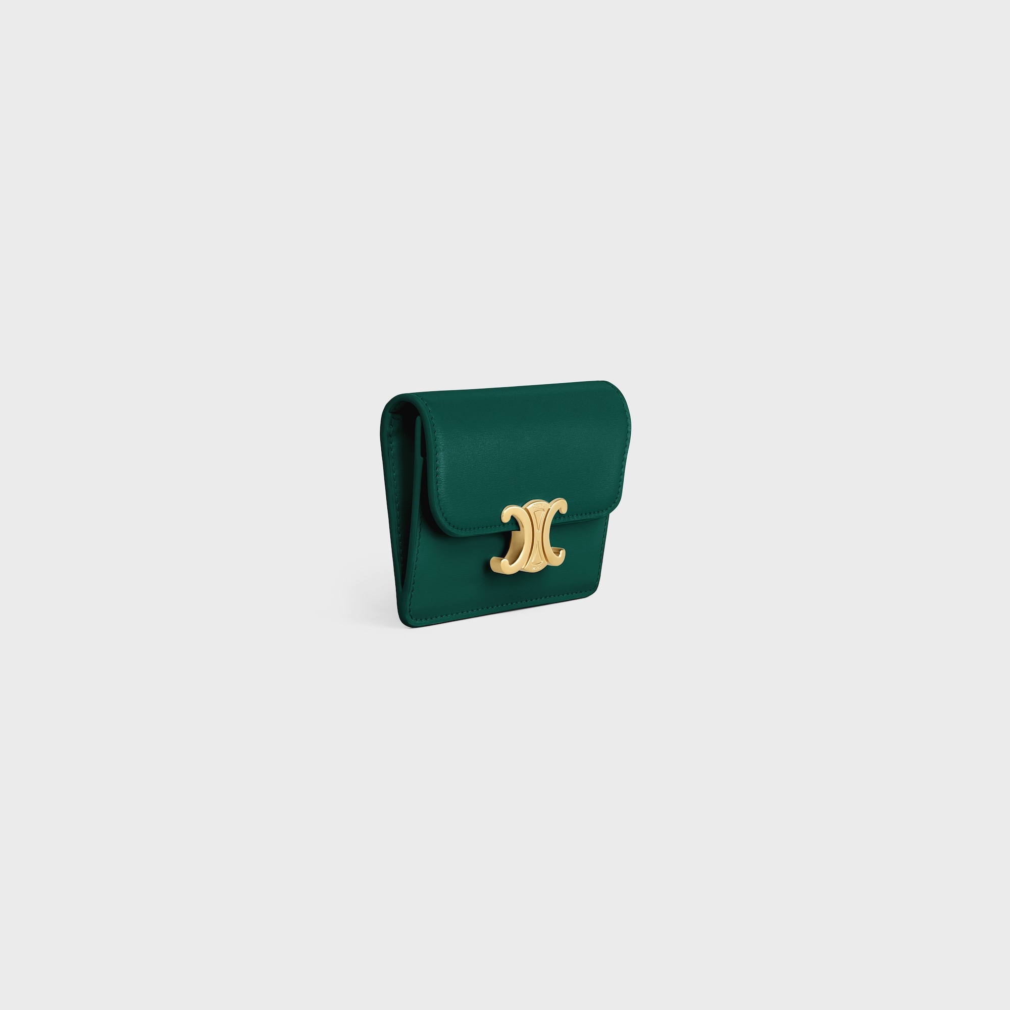 CARD HOLDER WITH FLAP TRIOMPHE IN SHINY CALFSKIN RACING GREEN