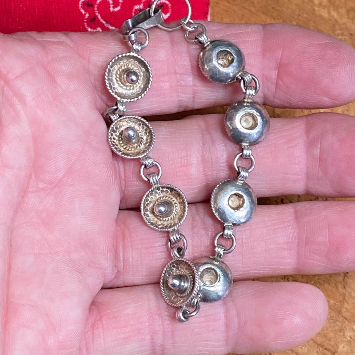 Old Mexico Sterling Silver 8 Sombrero Bracelet