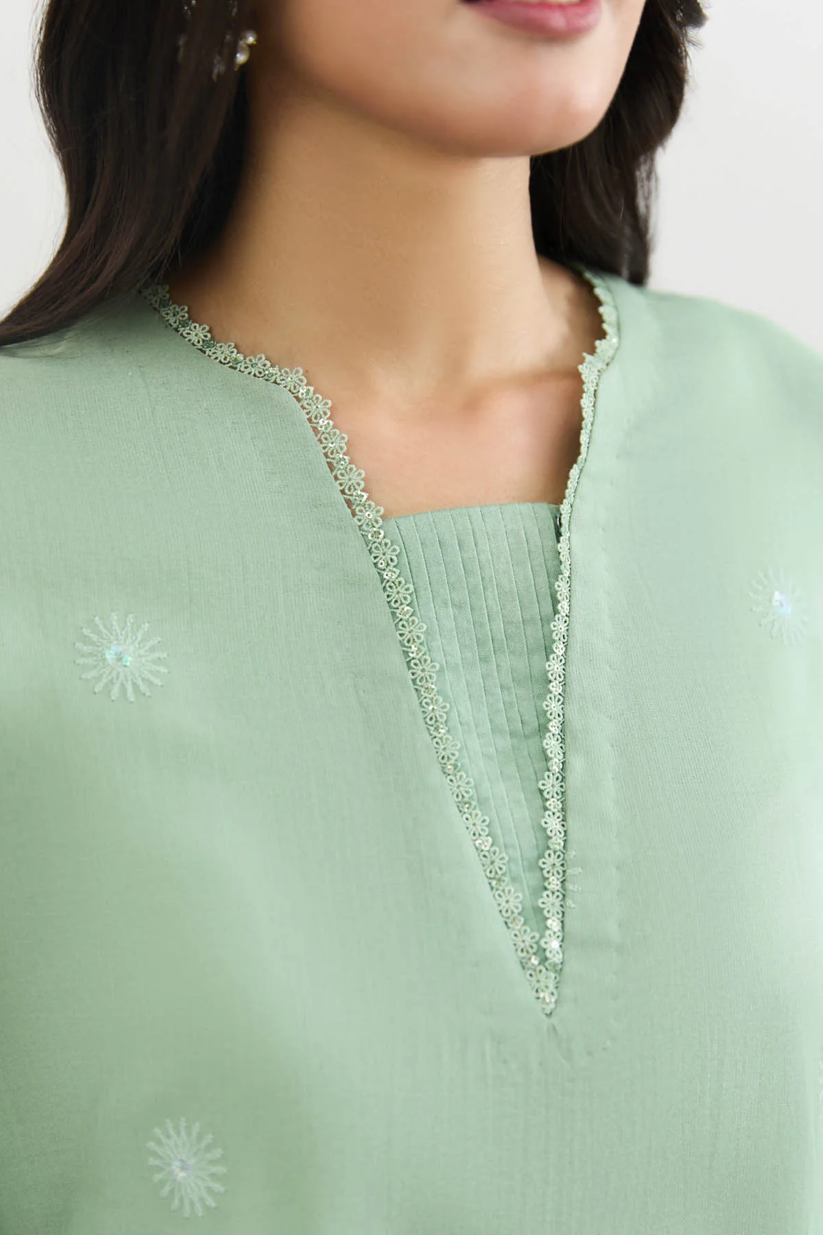 DHAKA MALMAL | EMBROIDERED