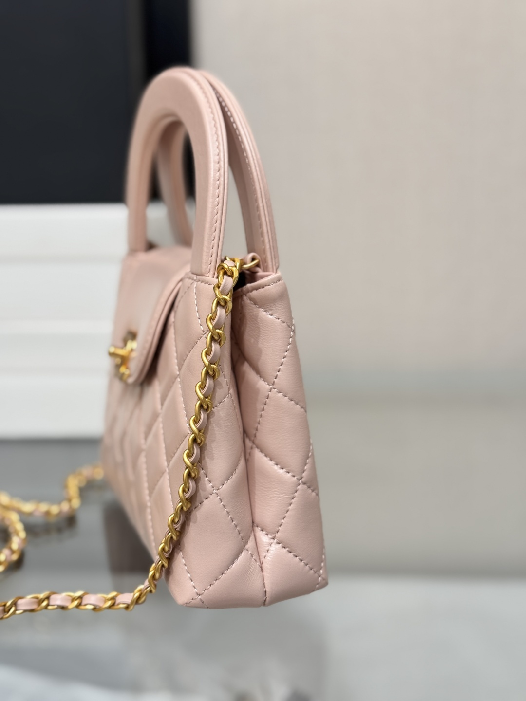 Mini Kelly Bag with Handle（Light Pink） - Mocuir