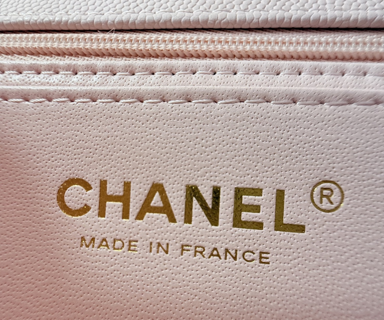 Mini Classic Flap Handbag（Off-White） - Mocuir