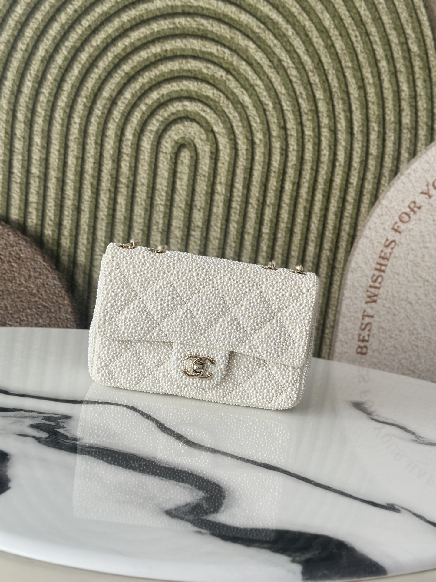 25P Small Classic Flap Bag in Ivory White All-Over Pearl Embellished Lambskin with Light Gold-Tone Hardware - Mocuir