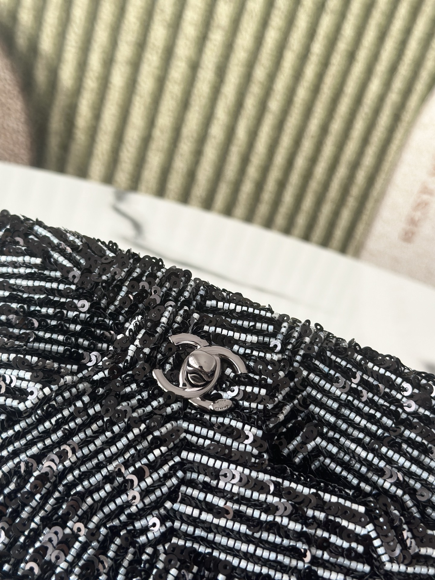 25C Classic Flap Black & White Diagonal Stripe Sequin Bag - Mocuir