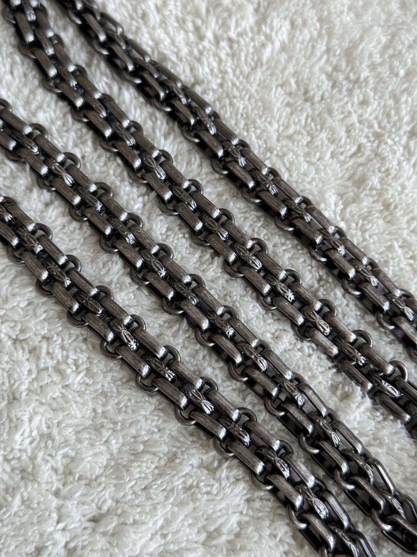 2.55 Reissue 227 Jumbo Flap Bag in Black Aged Calfskin with Chevron Quilting and Ruthenium-Finish Hardware - Mocuir