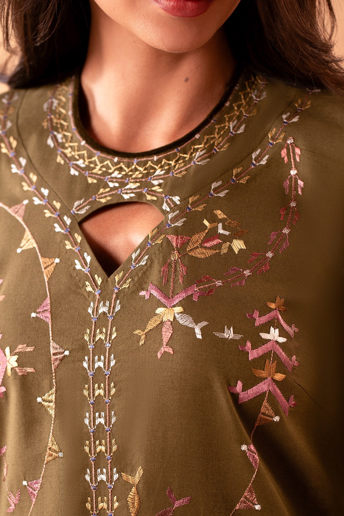 KHADDAR | EMBROIDERED
