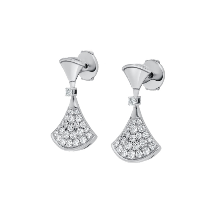 DIVAS’ DREAM earrings