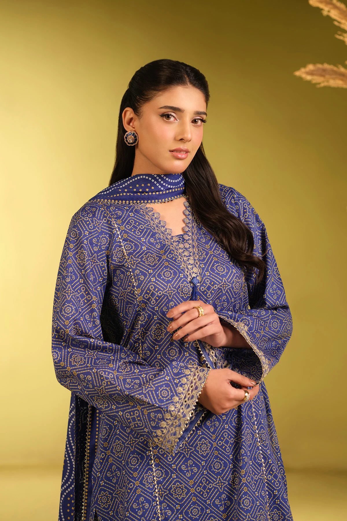 LAWN | EMBROIDERED