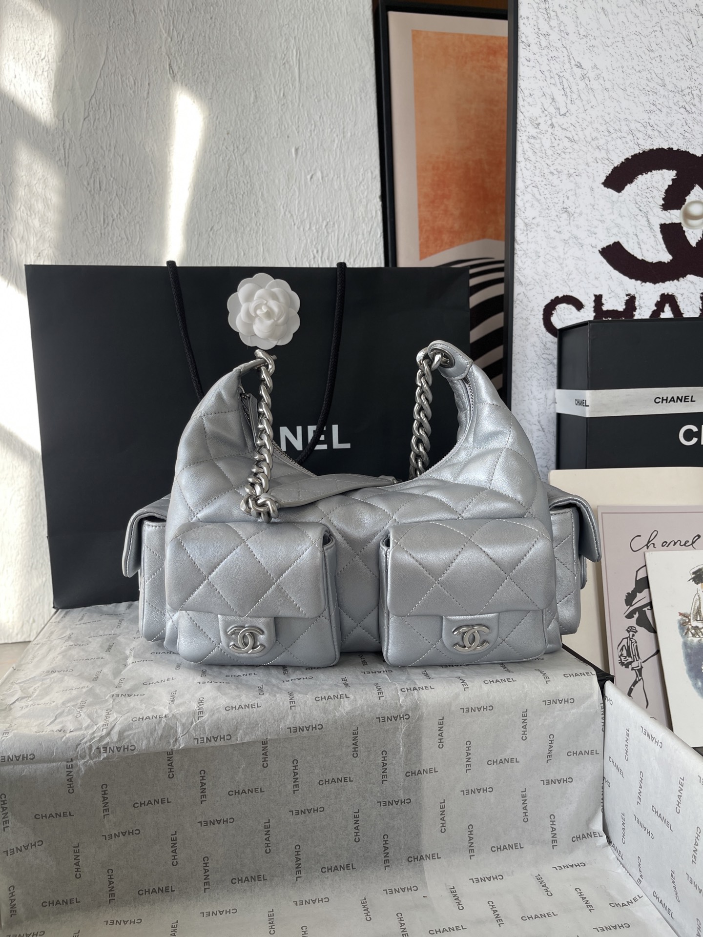 25C Multi-Pocket Hobo Bag in Metallic Silver Quilted Lambskin with Silver-Tone Hardware - Mocuir