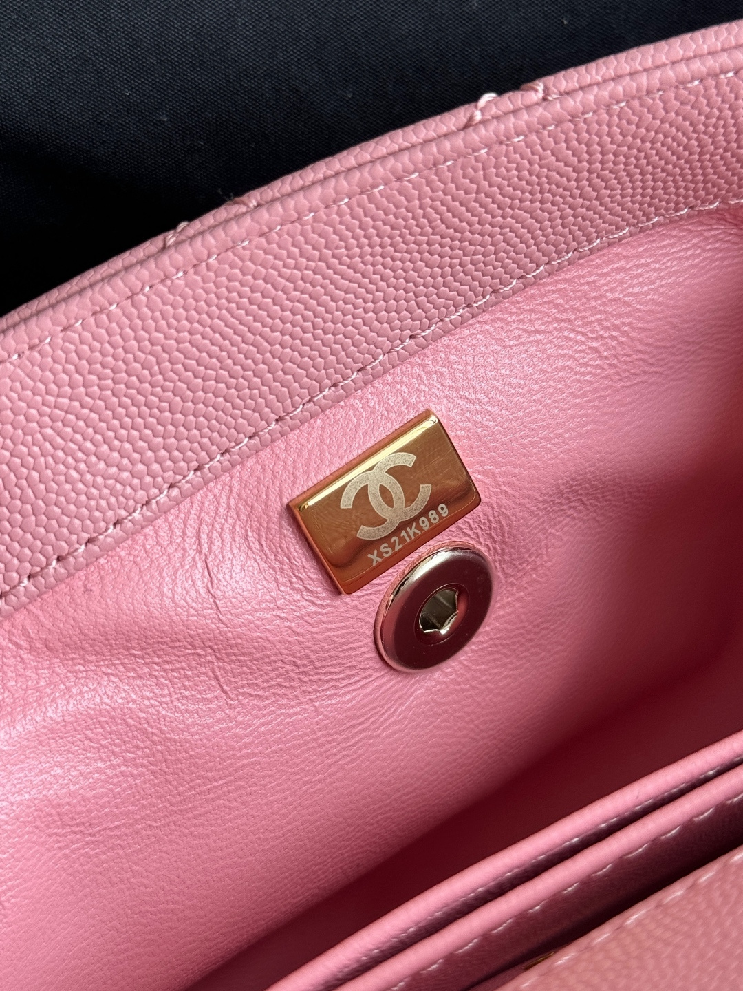 Small Coco Handle Flap Bag in Pink Quilted Caviar Leather with Light Gold-Tone Hardware - Mocuir