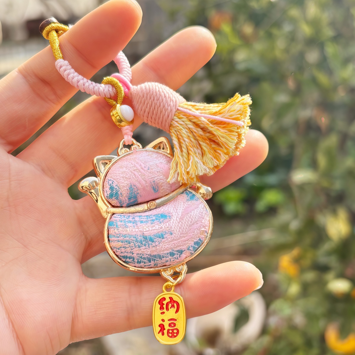 Chinese style embroidery gourd pendant decoration