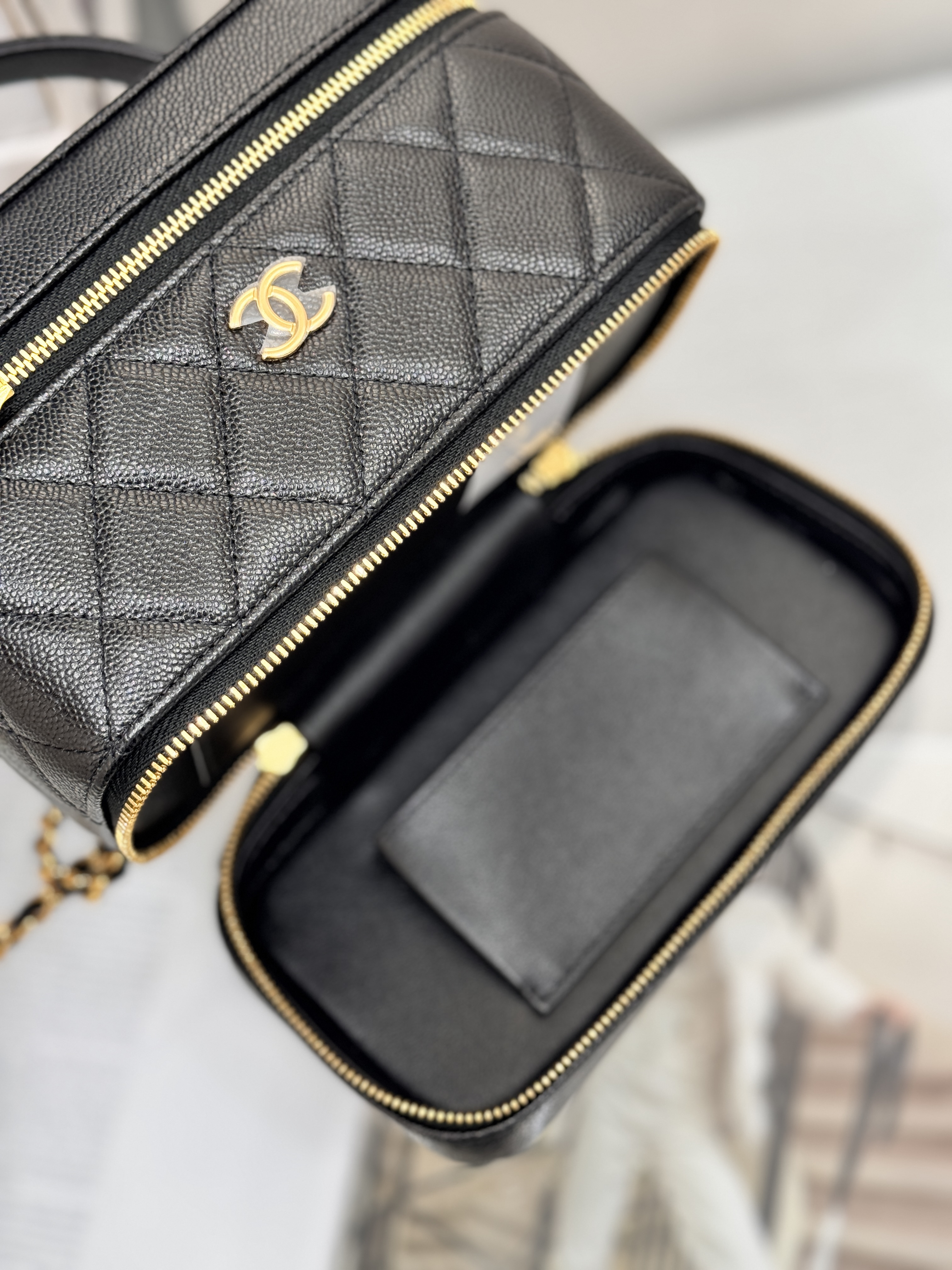Double Layer Vanity Case - Mocuir