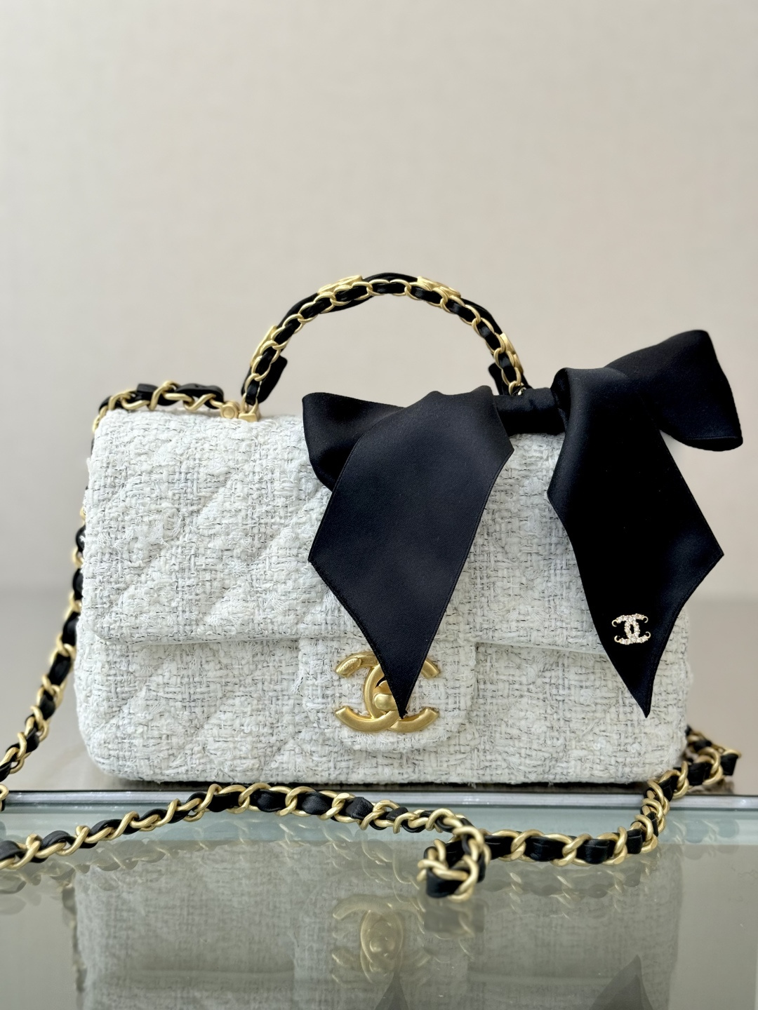 25K Fall-Winter Tweed Mini Flap Bag with Top Handle & Black Velvet Bow (Model AS5220) - Mocuir