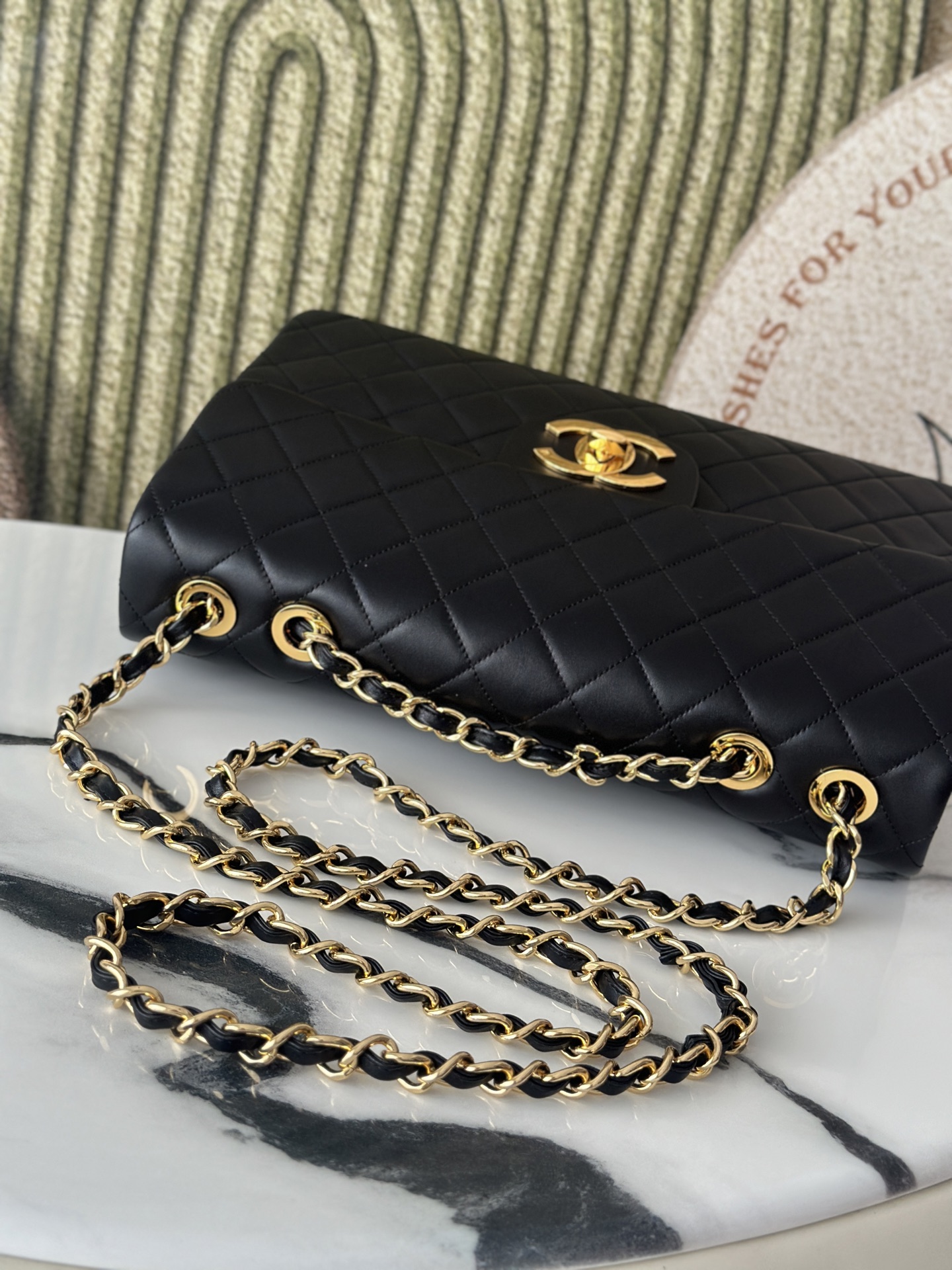 Classic Flap Jumbo Black Lambskin Bag (Model A58600) - Mocuir