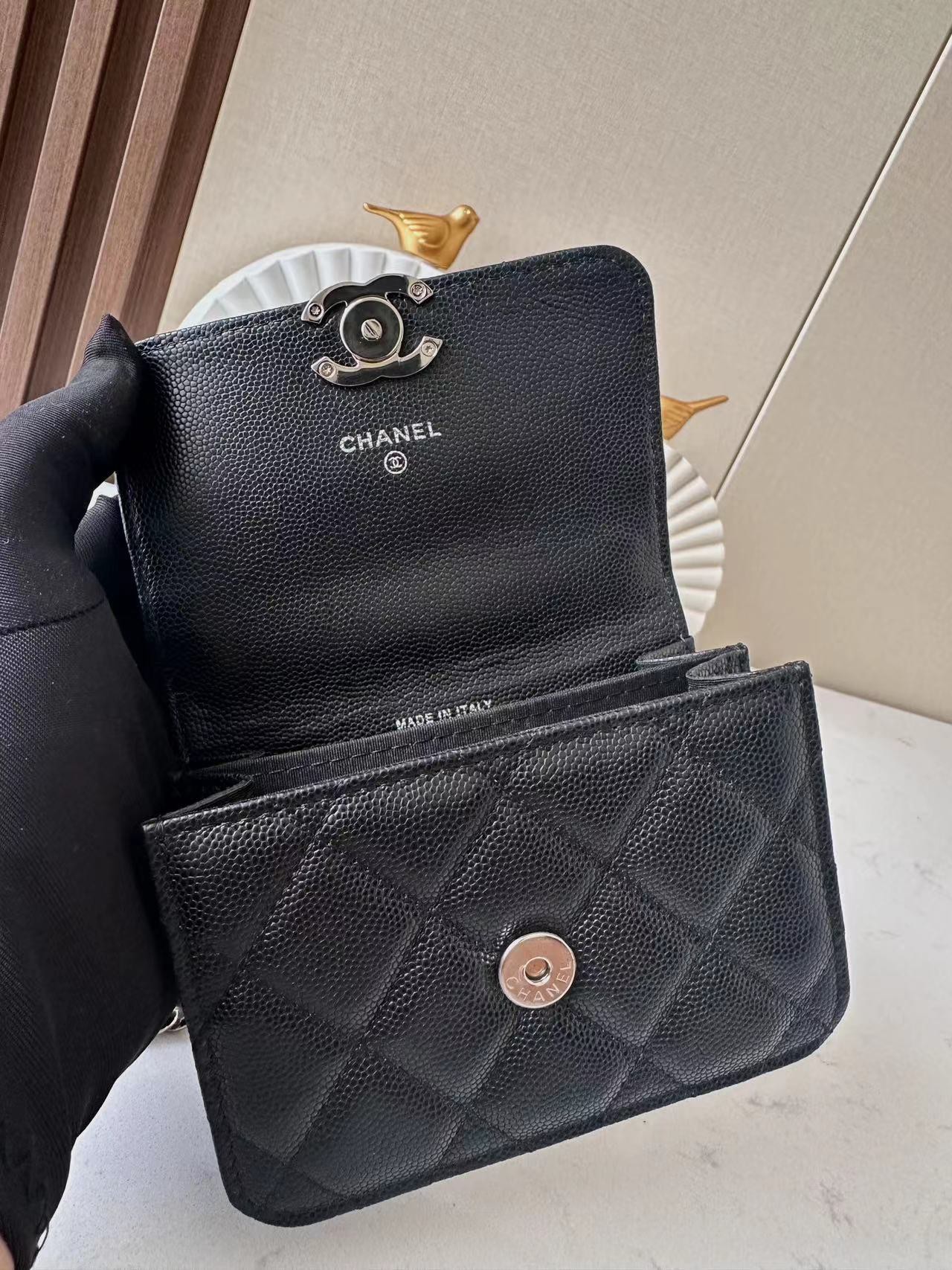 Classic Quilted Caviar Mini Flap Bag with Top Handle Chain in Black (Silver Hardware) - Mocuir