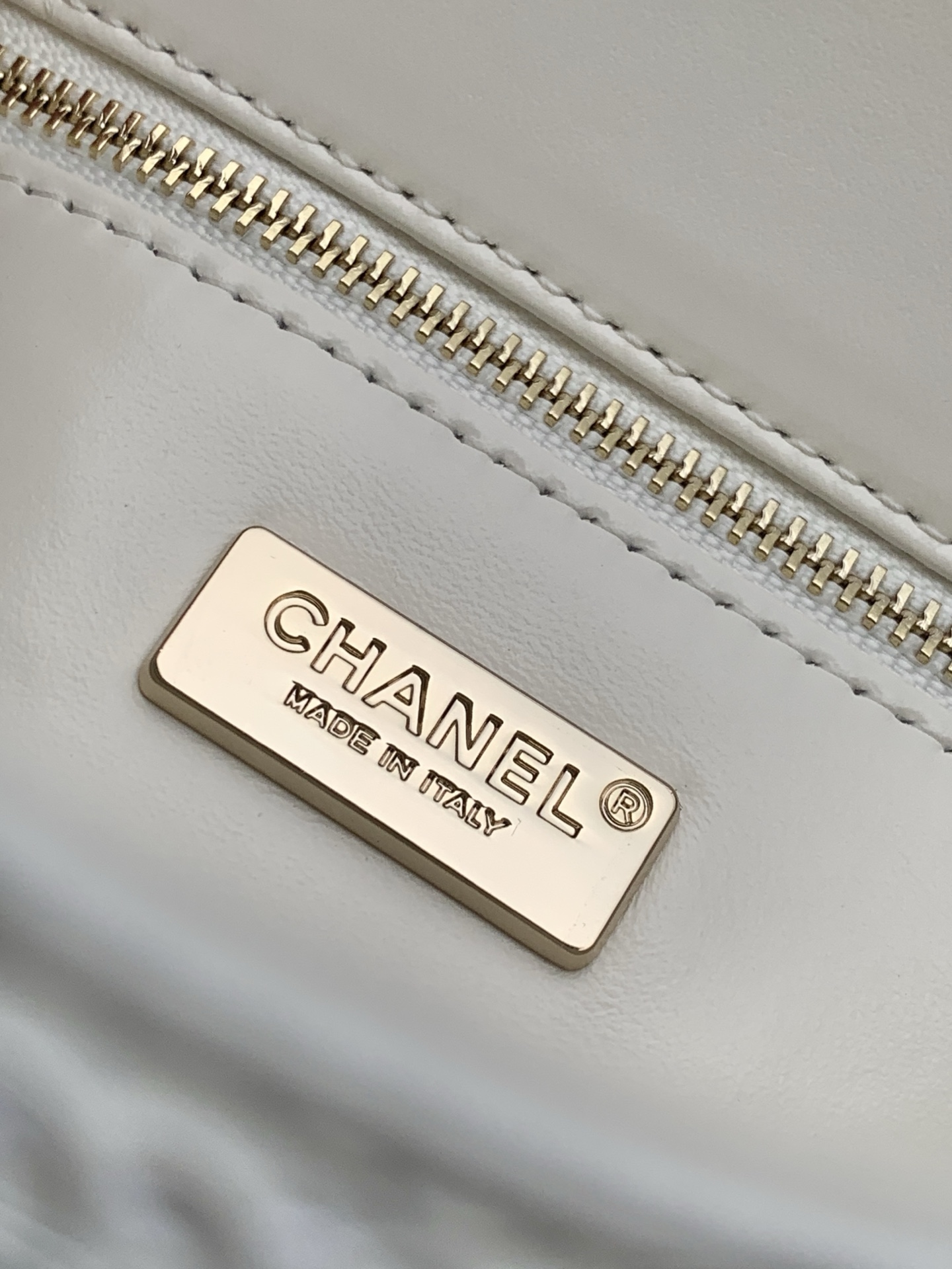 25B White Sequin Classic Flap (AS4561) in Quilted Sequins with Light Gold-Tone Hardware - Mocuir