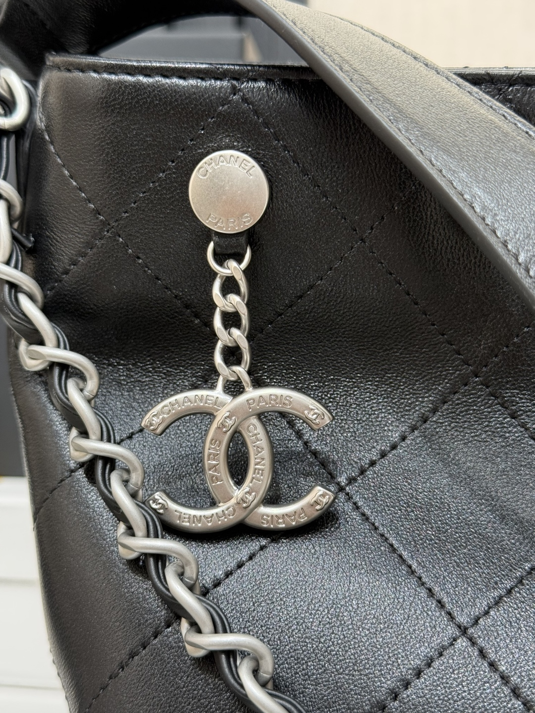 Quilted  Lambskin Hobo Bag with Silver-Tone Hardware - Mocuir