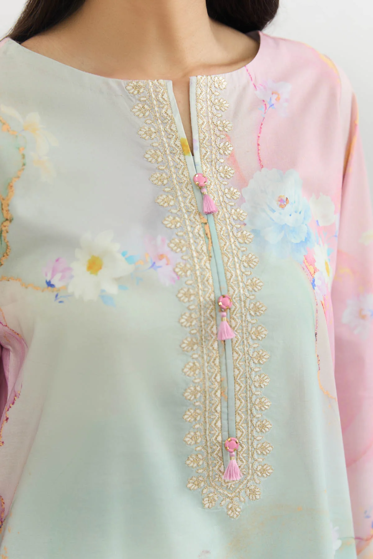 LAWN | EMBROIDERED