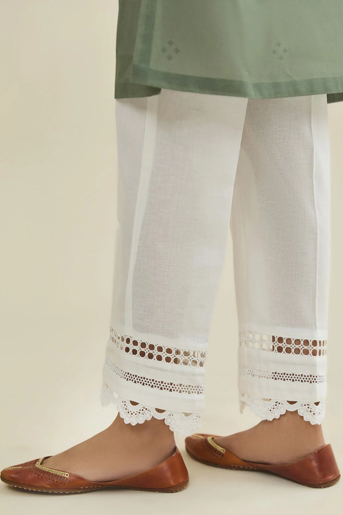KHADDAR | SOLID