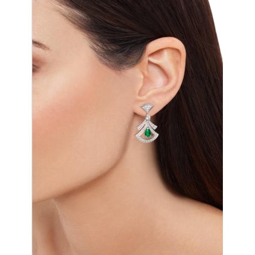 DIVAS’ DREAM earrings