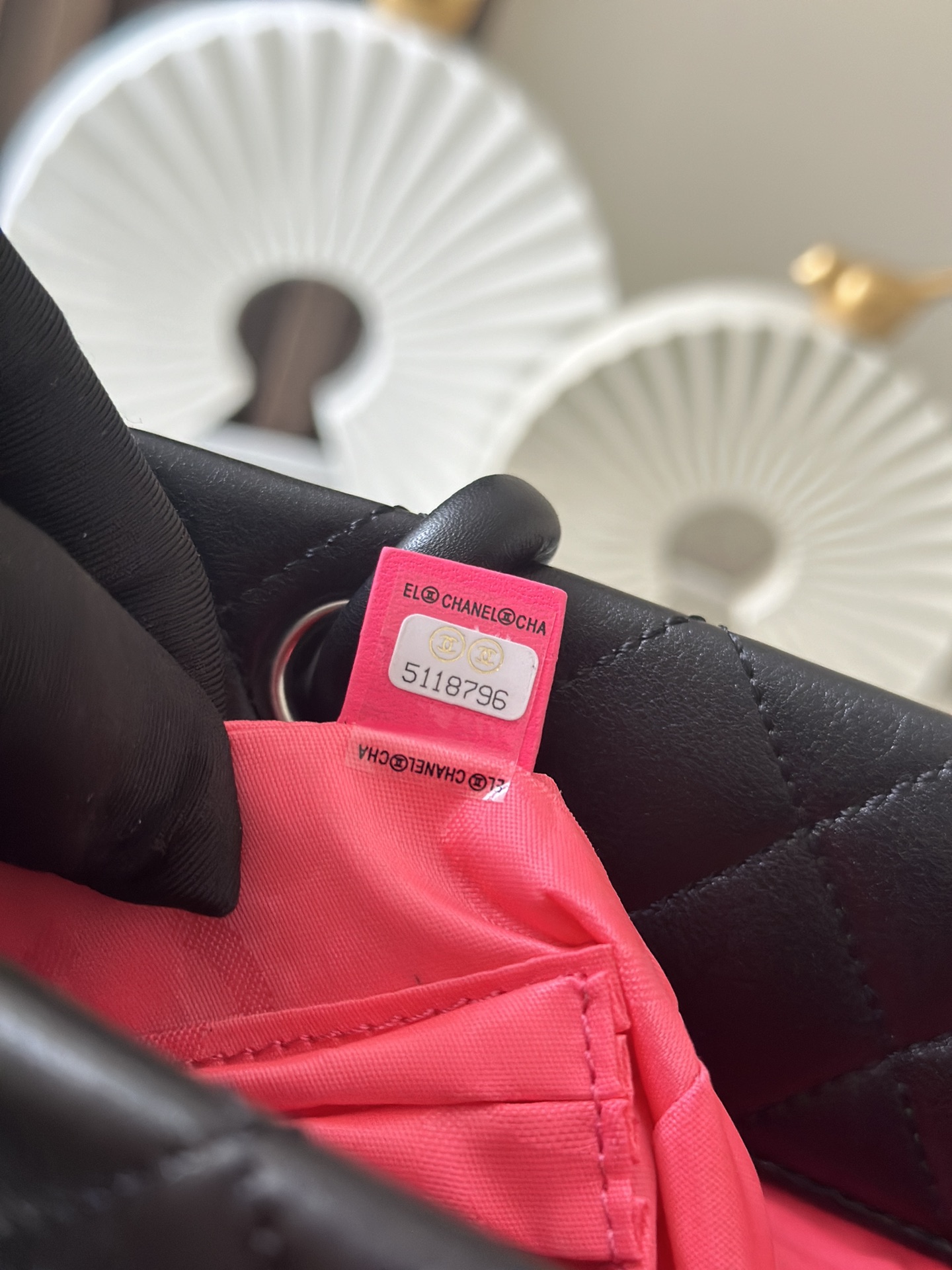 Black & White Quilted Cambon Small Tote Bag with Contrast CC Logo - Mocuir