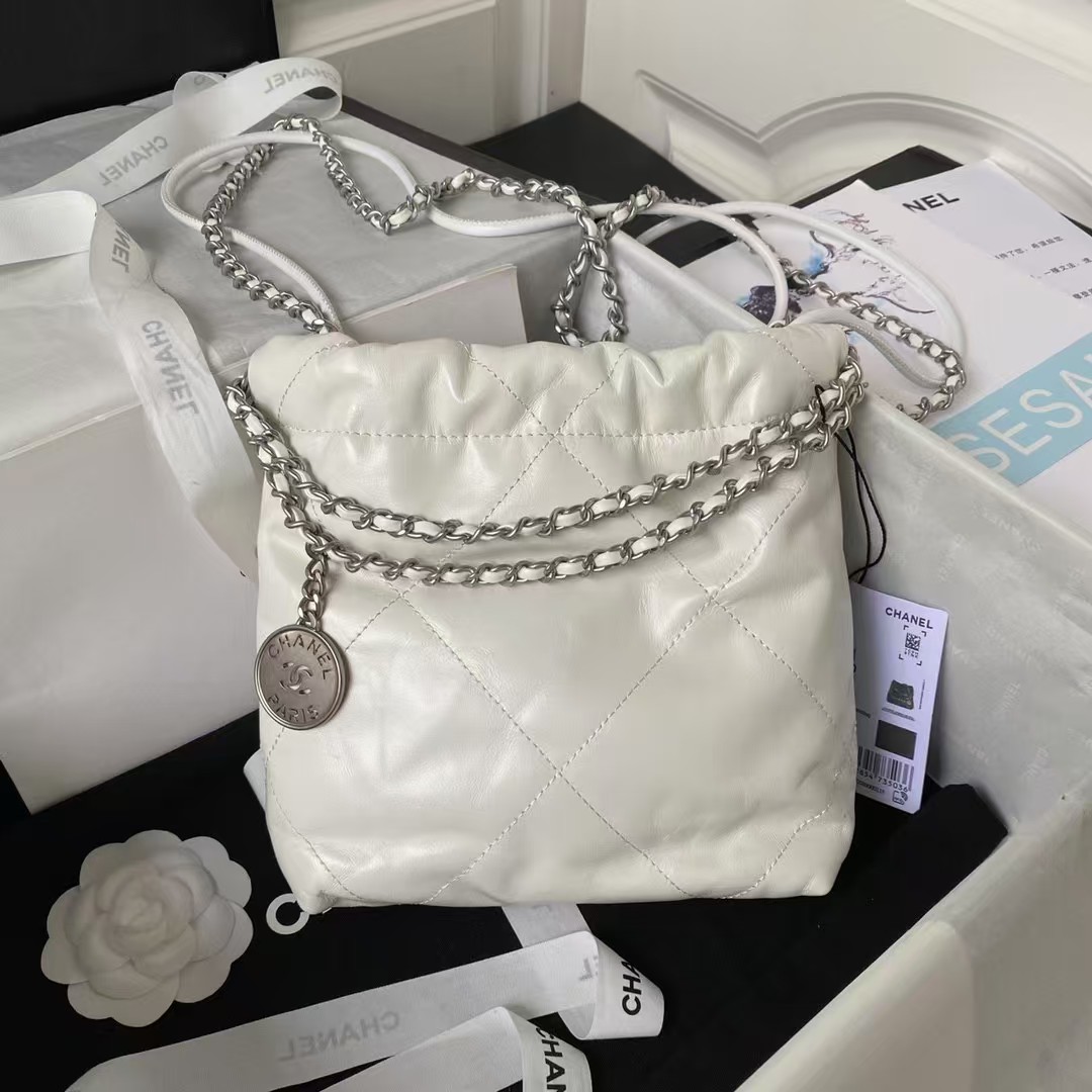 22 AS3980 Mini Tote Shiny Calfskin & Silver-Tone Metal White