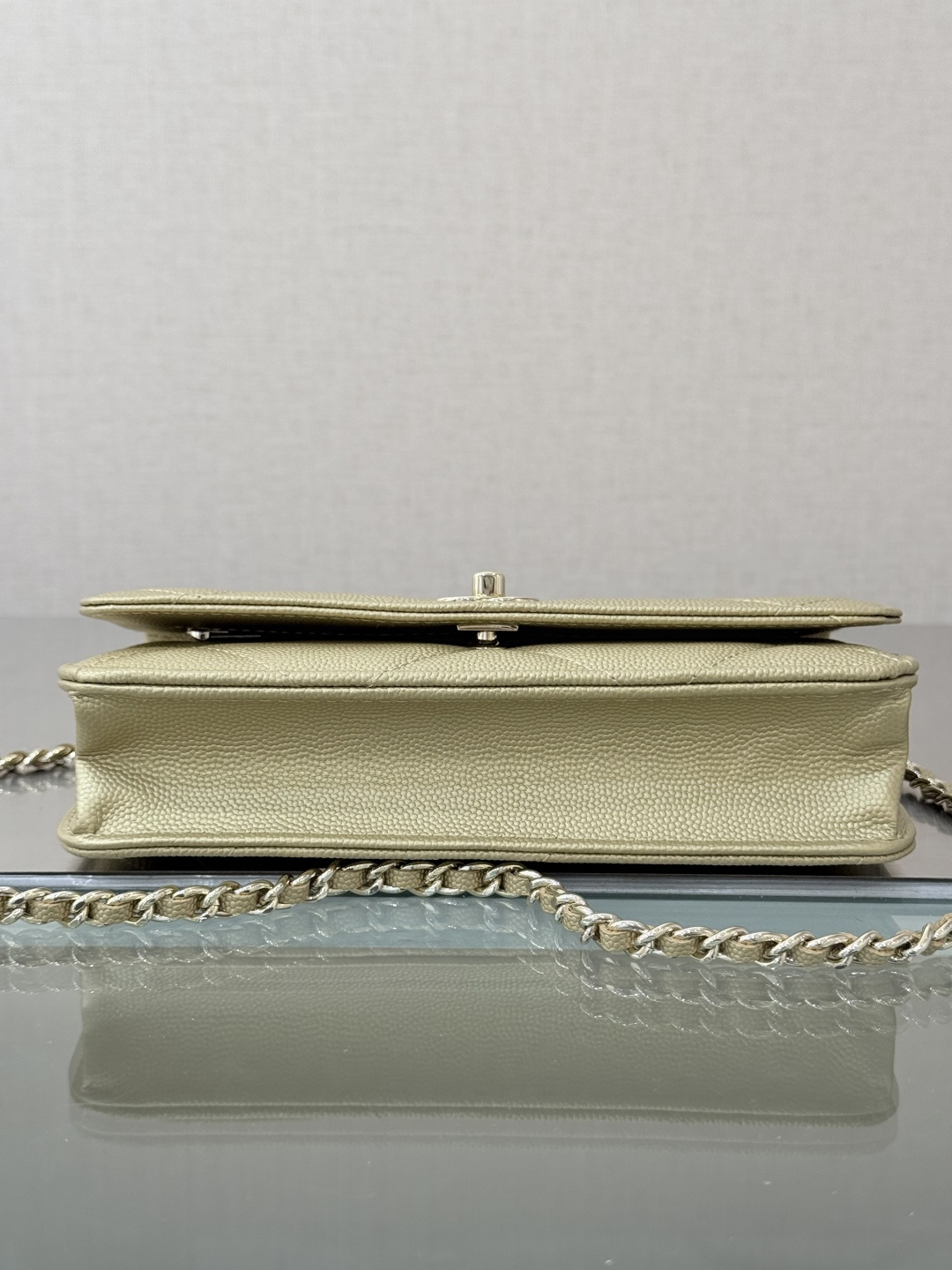 Classic Wallet On Chain with Top Handle（Light Olive Green） - Mocuir