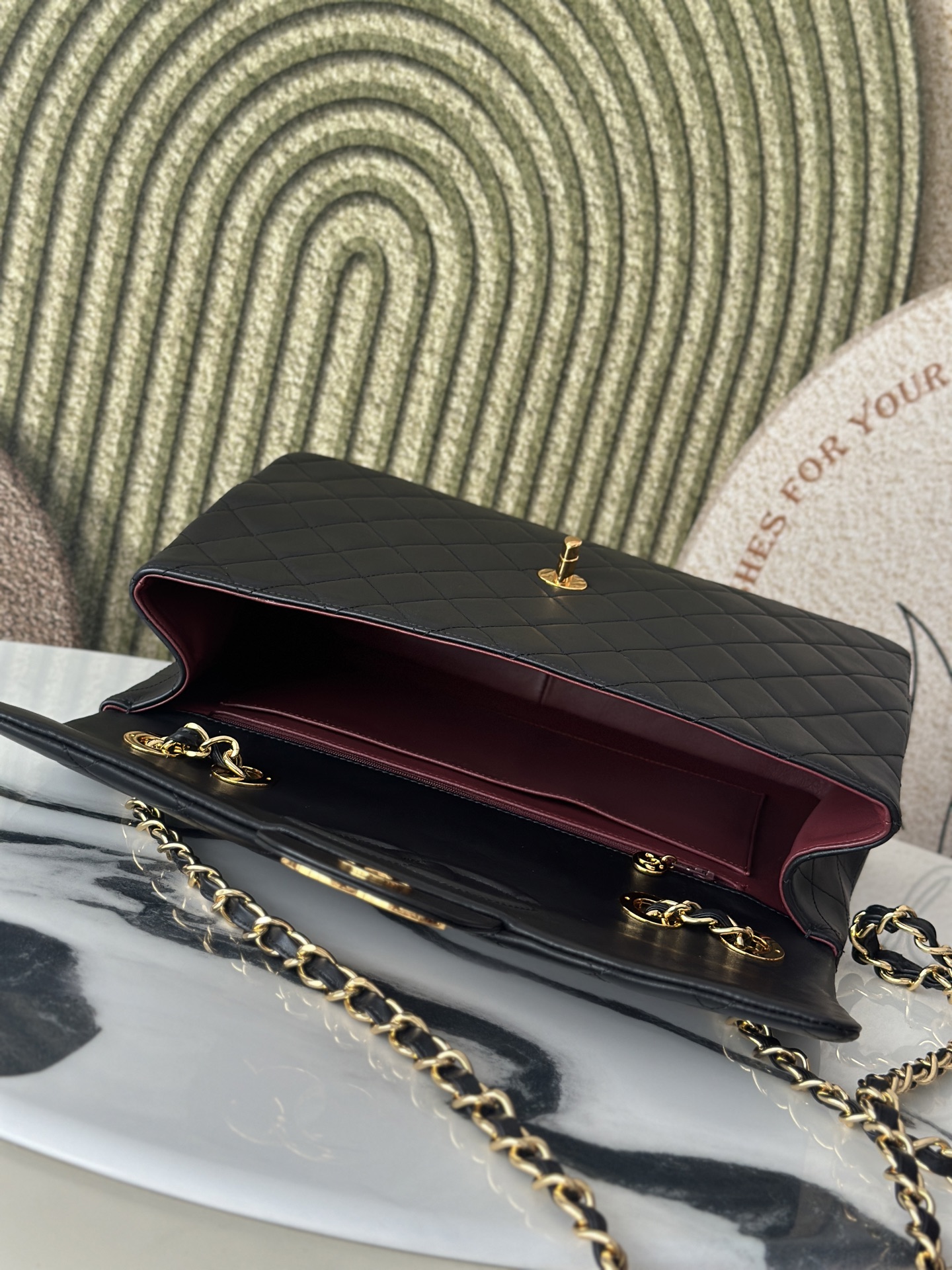 Classic Flap Jumbo Black Lambskin Bag (Model A58600) - Mocuir