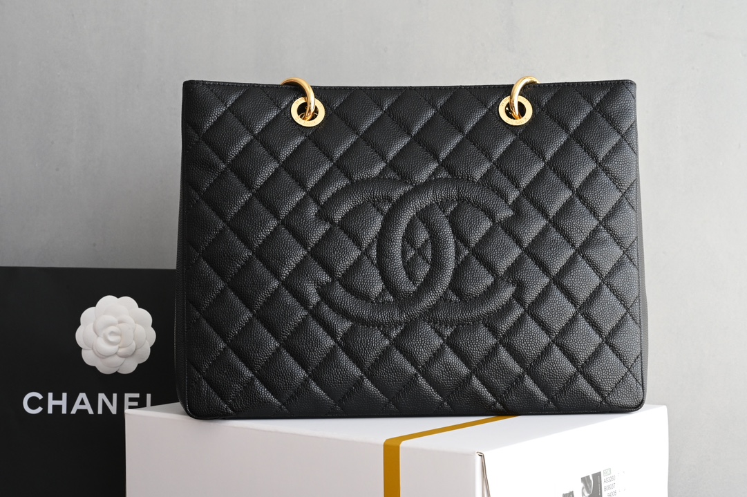 Grand Shopping Tote (GST) in Black Caviar Leather with Gold-Tone Hardware (Model A50995) - Mocuir