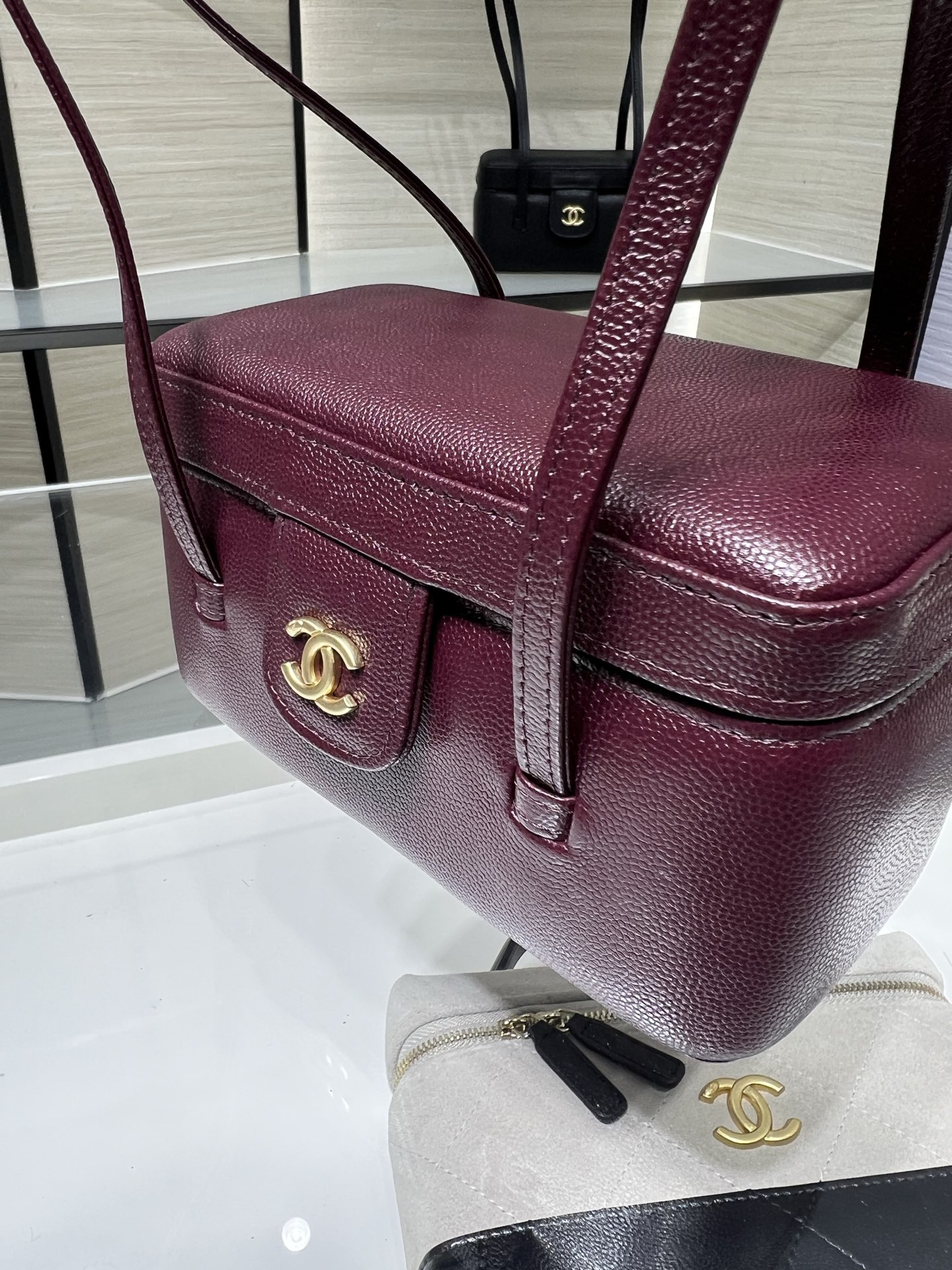 26P Preppy Coco Burgundy Quilted Caviar Leather Long Vanity Handbag with Gold-Tone Hardware - Mocuir