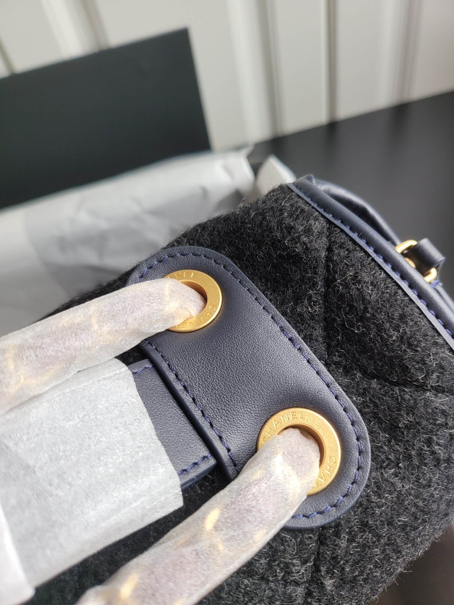 Classic Flap Maxi - Mocuir