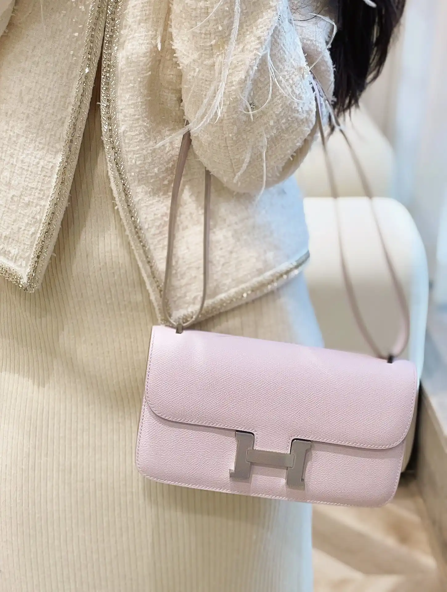 Epsom Constance Elan 26