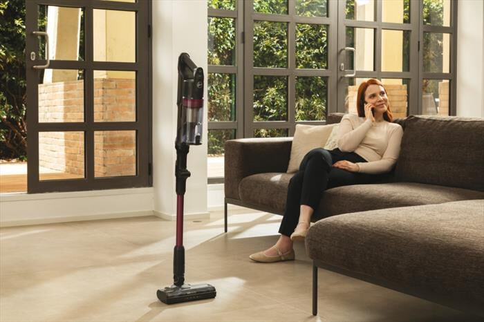HOOVER - Aspirapolvere ricaricabile HF1P10HX 011-Magenta