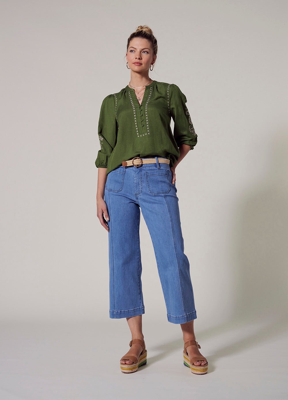 Copper-Detail Cropped Wide Leg Jean‌