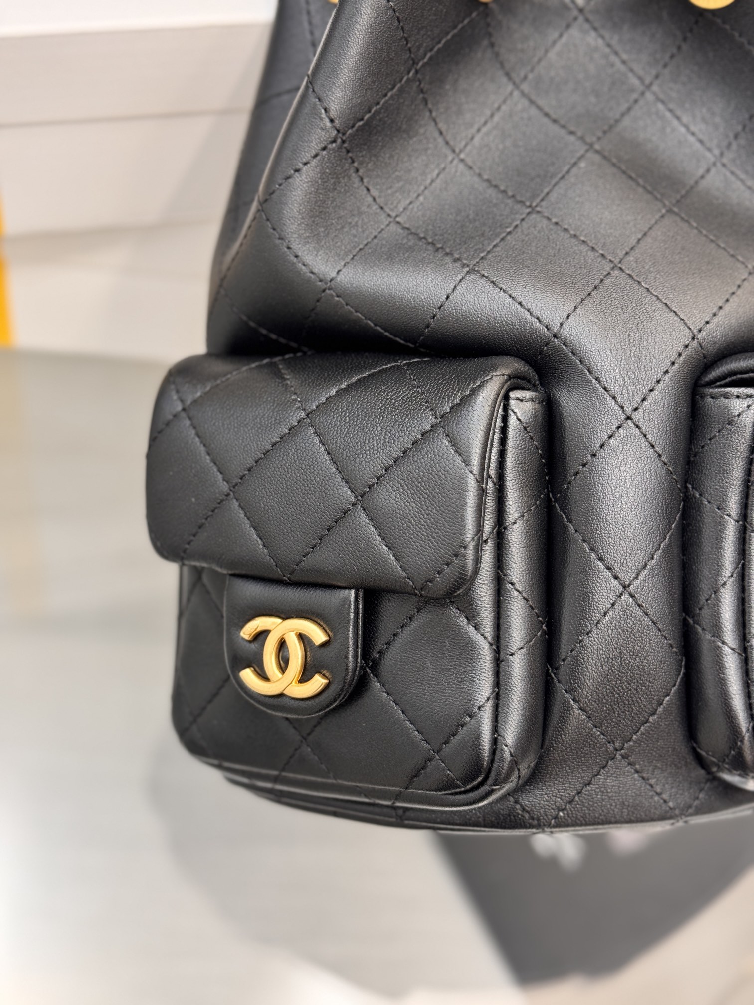 Drawstring Bucket Backpack（Black） - Mocuir