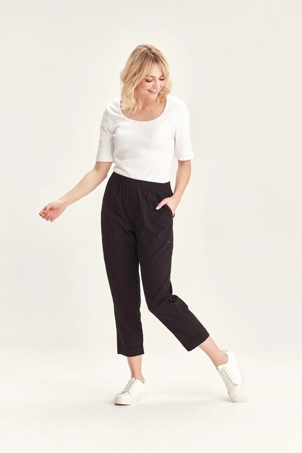 Easy-Wear Relaxed Pant
